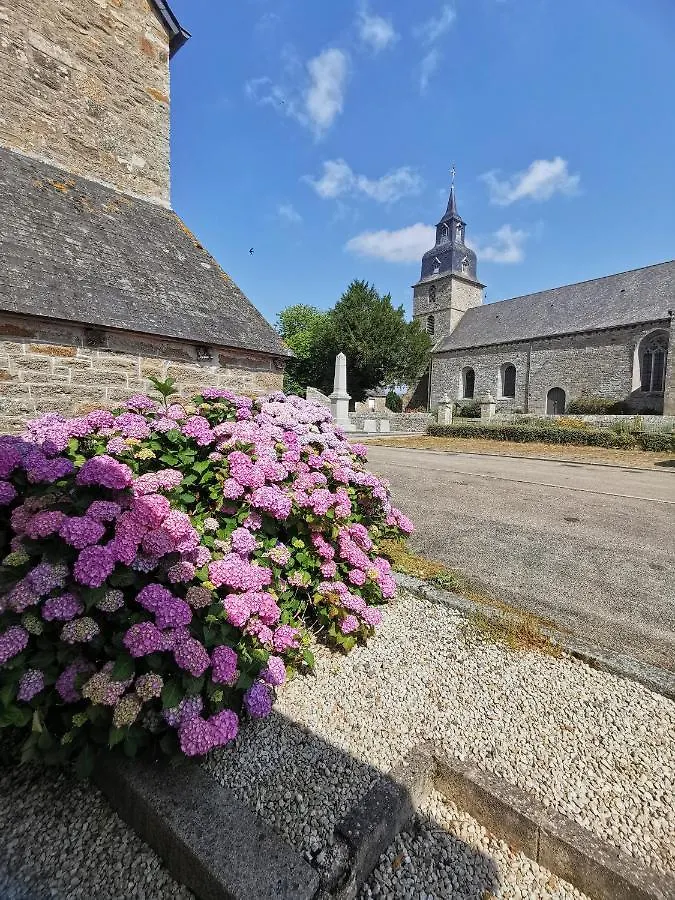 Jolie Maison De Village Megrit